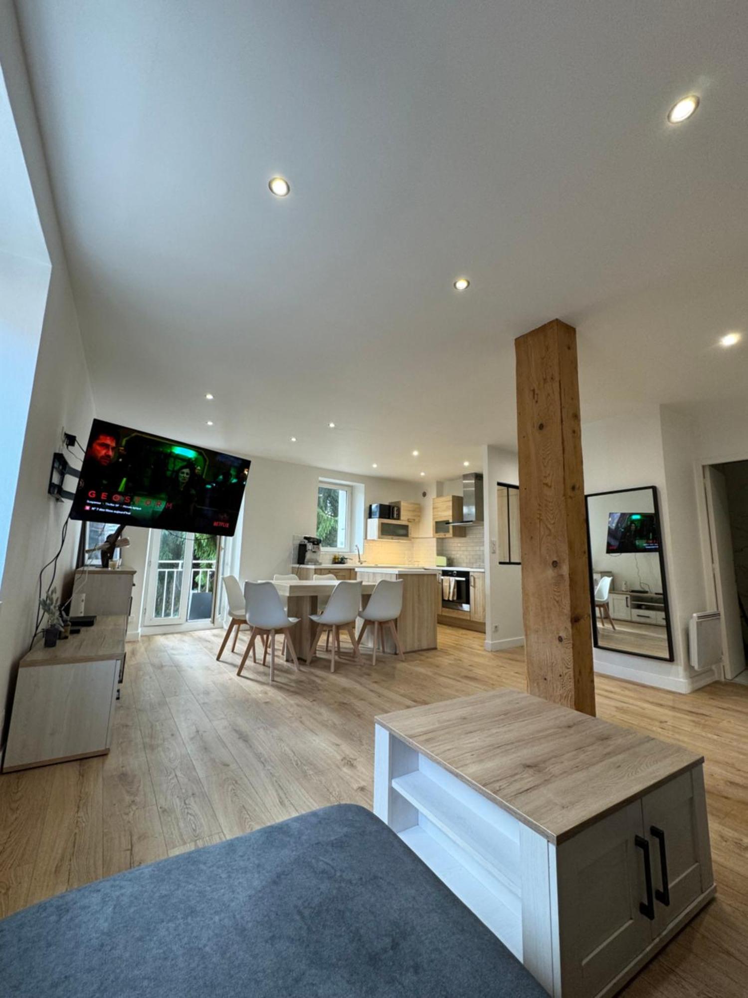 Agreable T3 Idealement Situe Mende Extérieur photo